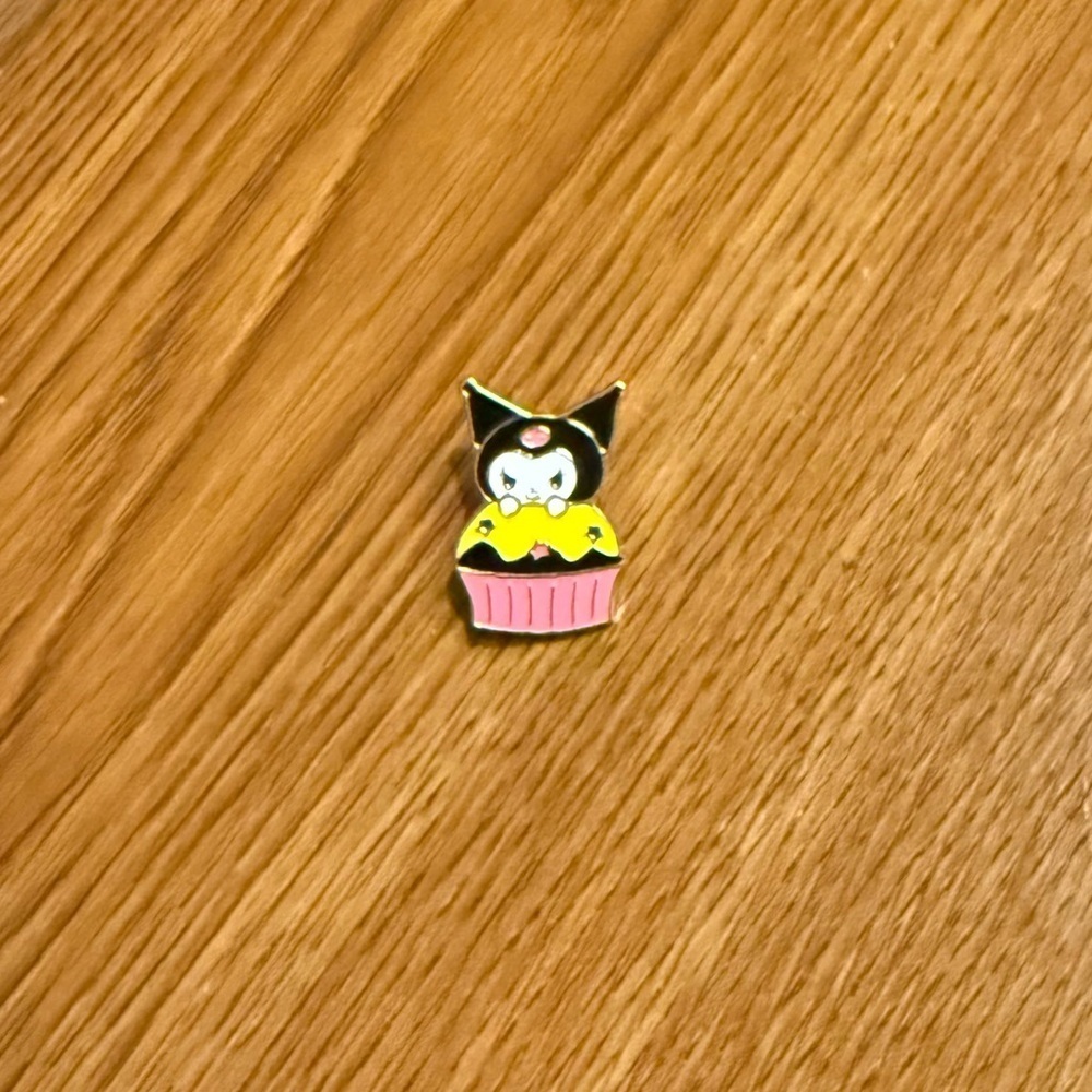 Women’s Jewelry Fashion Fun Cute Kuromi with Cupcake Enamel Pin Brooch